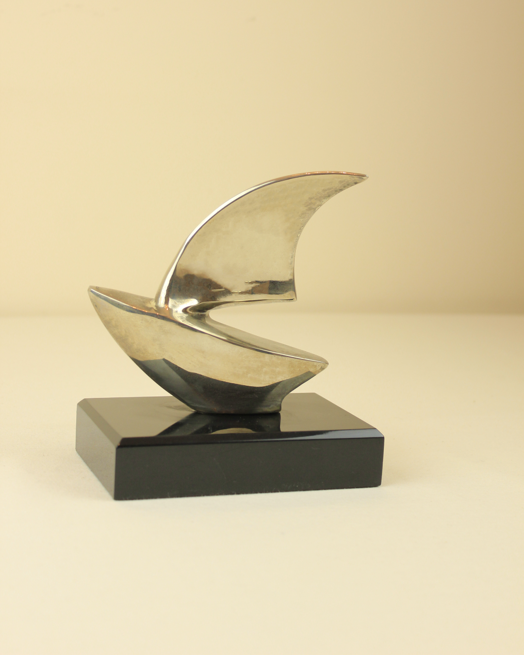 ESCULTURA DECORATIVA