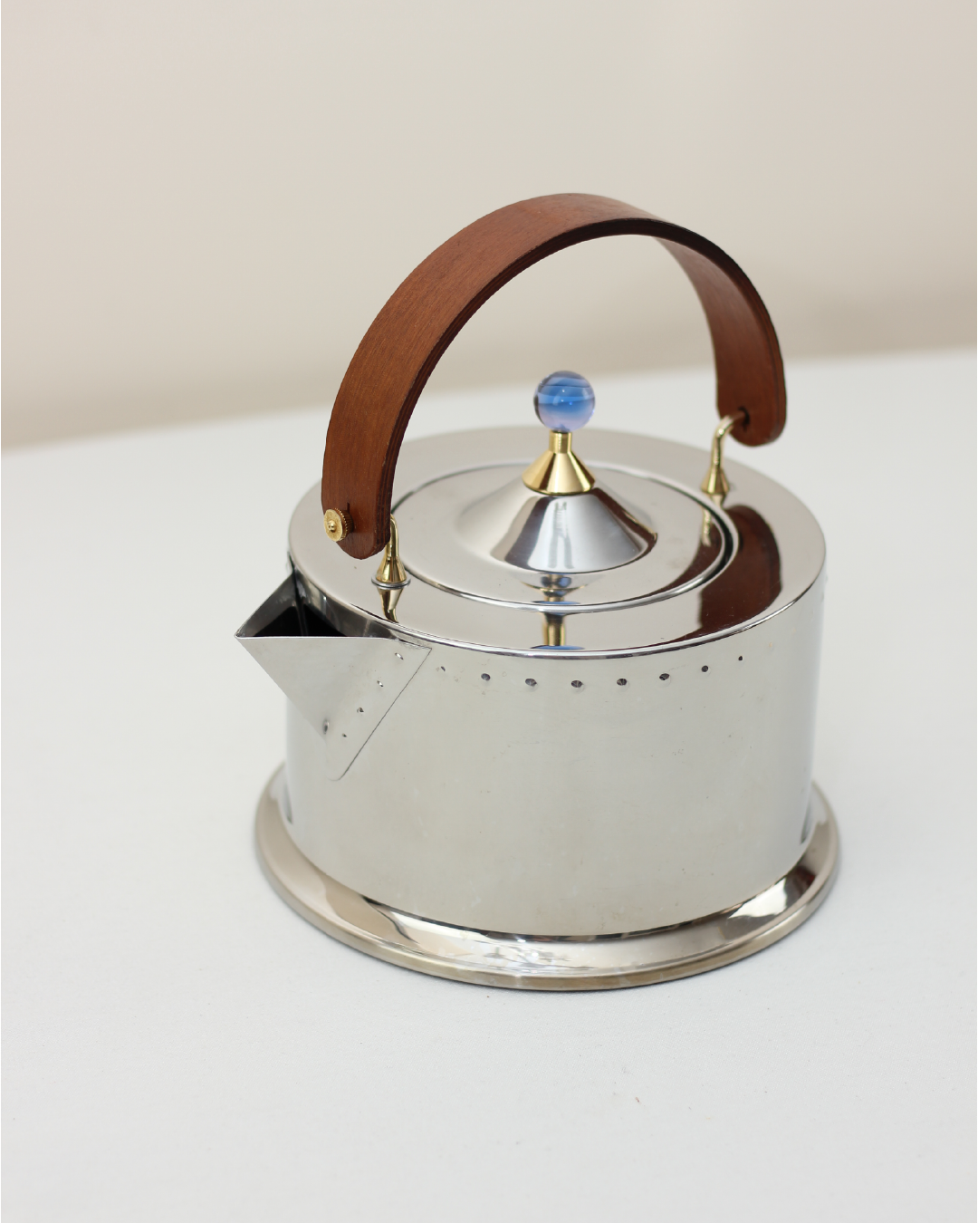 MEMPHIS TEAPOT
