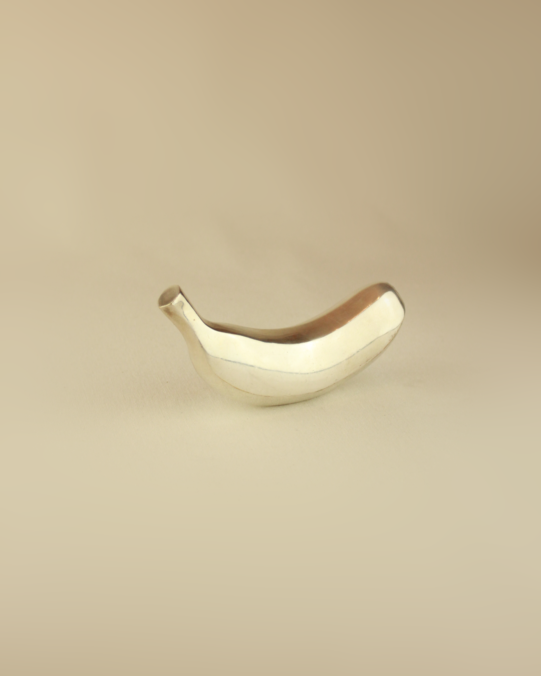 ESCULTURA PLATA 'BANANA'