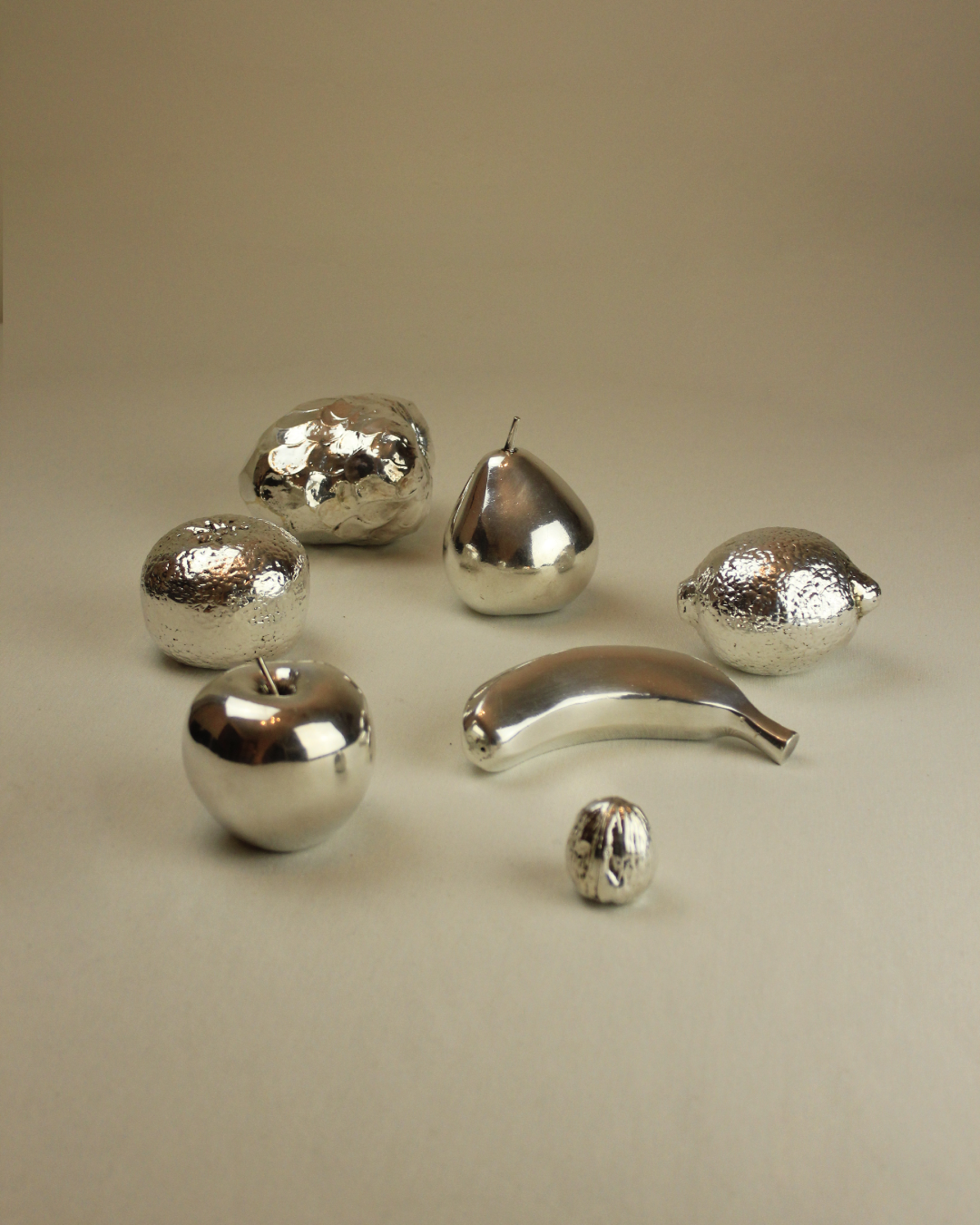 ESCULTURA PLATA 'BANANA'